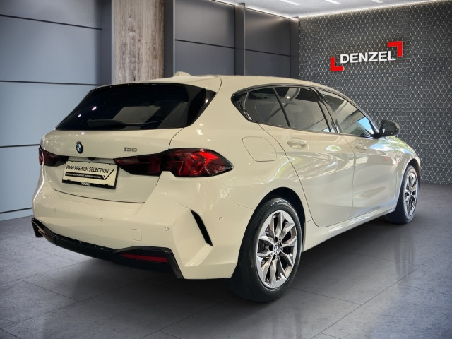 Bild 3: BMW 120 5-Türer F70 B38