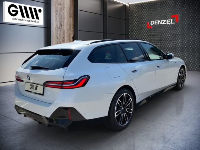 Bild 3: BMW 520d xDrive Touring G61 B47