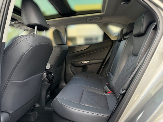 Bild 8: Lexus NX450h+ Luxury AWD Plug-In Hybrid 309PS