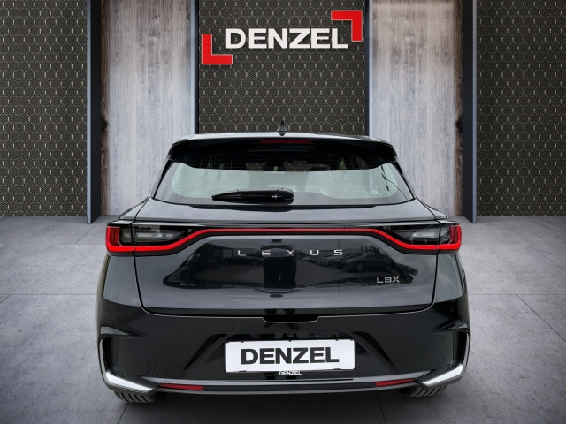 Bild 10: Lexus LBX 1,5 Hybrid Relax 136PS