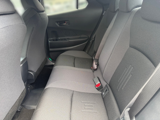 Bild 8: Toyota C-HR - 2,0 l Plugin 4x2  Active Drive CV