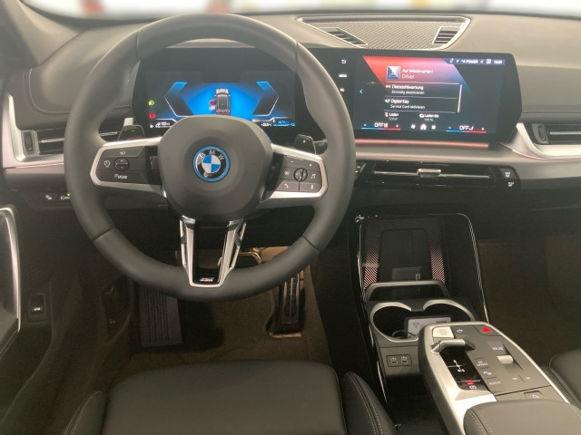 Bild 9: BMW X1 xDrive30e U11 XB2
