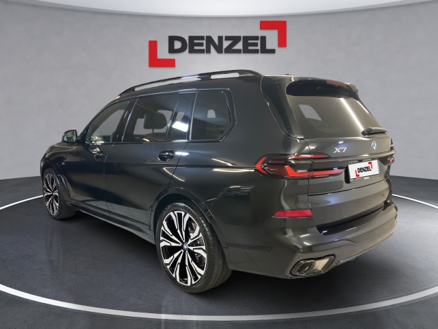 Bild 2: BMW X7 xDrive40d G07 B57