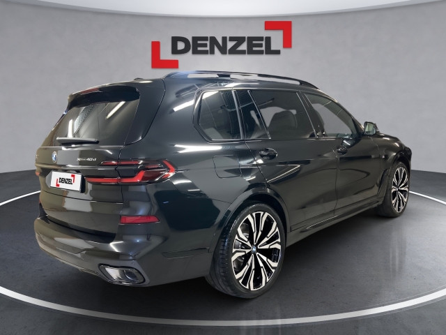 Bild 3: BMW X7 xDrive40d G07 B57