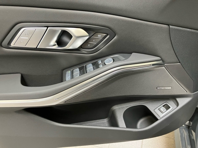 Bild 13: BMW 320d xDrive Touring G21