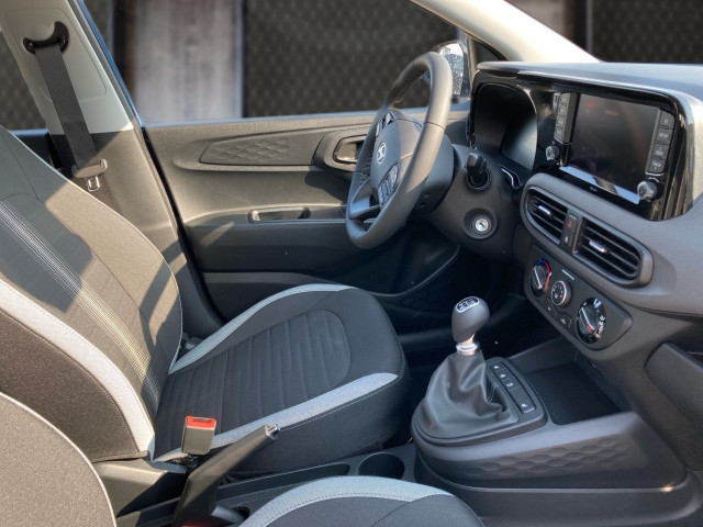 Bild 5: Hyundai i10 GO 1,0 MT