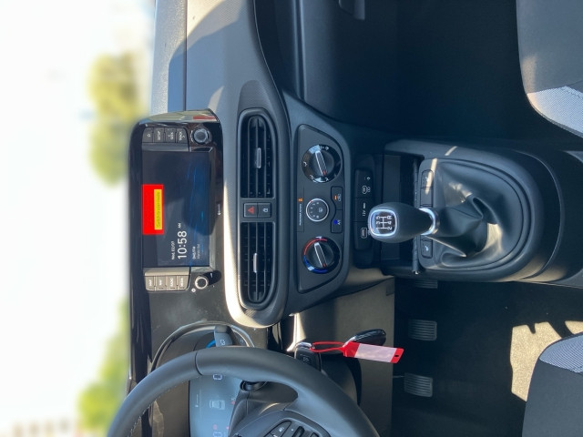 Bild 7: Hyundai i10 GO Plus 1,0 MT