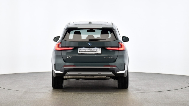 Bild 10: BMW X1 xDrive30e U11 XB2