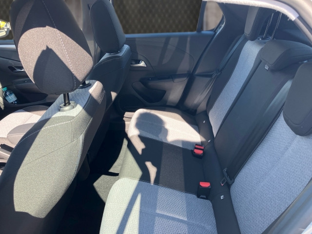 Bild 7: Opel Corsa Edition 1.2 Direct Injection Turbo (74 kW/100PS) 6-Gan