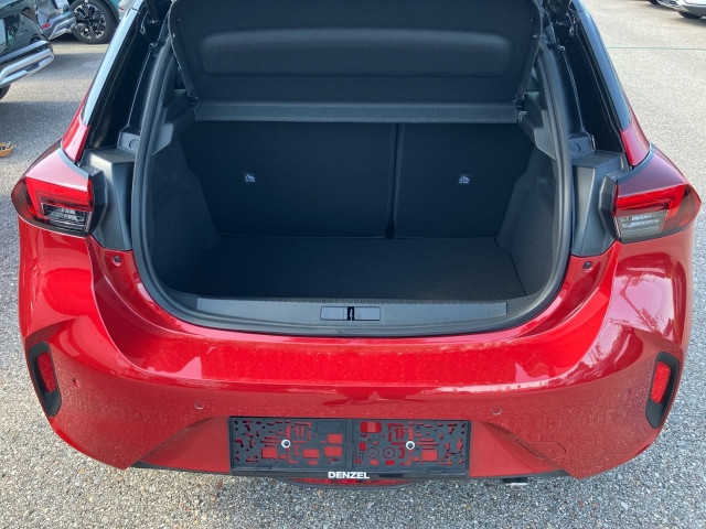 Bild 9: Opel Corsa. GS. 1.2  Dire