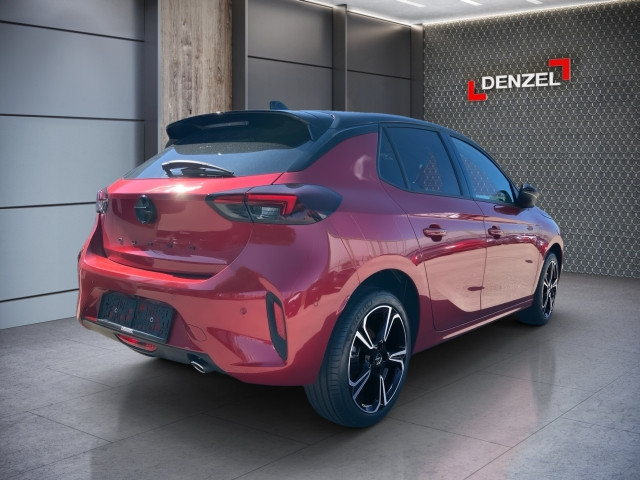 Bild 3: Opel Corsa. GS. 1.2  Dire