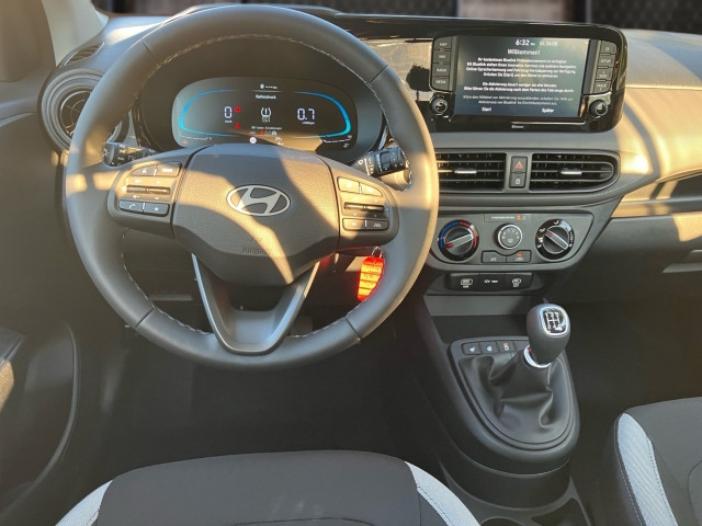 Bild 6: Hyundai i10 GO 1,0 MT