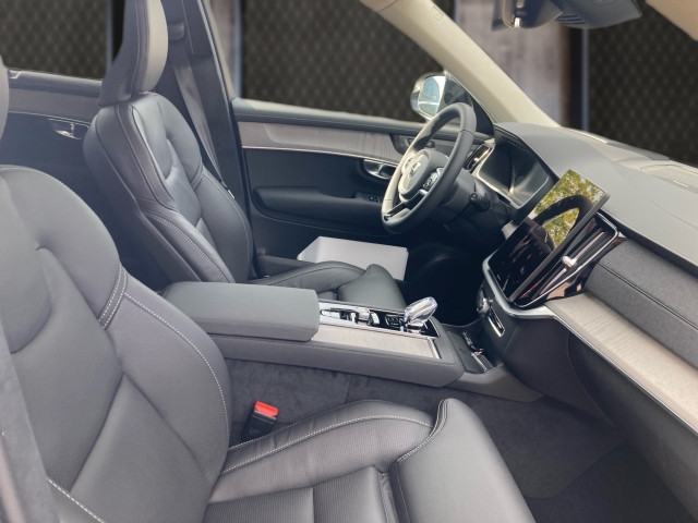 Bild 6: VOLVO PKW XC90 Ultra, T8 AWD Plug-in Hybrid, Elektrisch/Benzin, Dark,