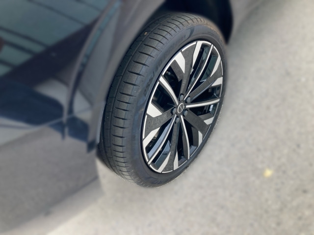 Bild 4: VOLVO PKW XC60 Ultra, T6 AWD Plug-in Hybrid, Elektrisch/Benzin, Dark