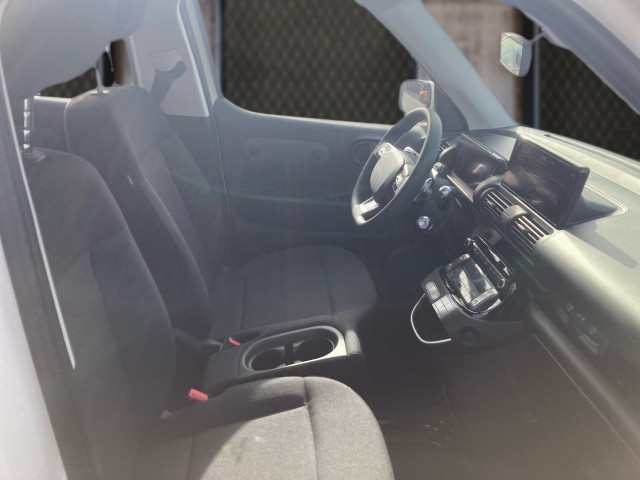 Bild 5: Hyundai INSTER Smart Line 49kWh