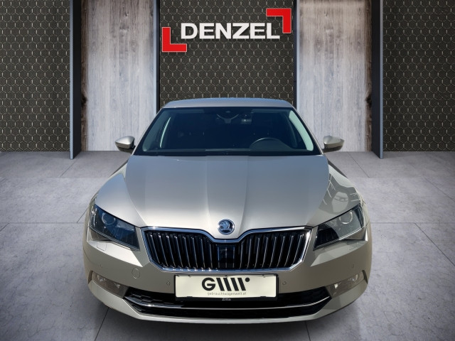 Bild 12: Skoda Superb 2,0 TDI 4x4 S