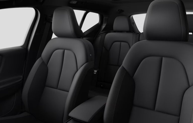 Bild 1: VOLVO PKW EX40 Single Motor Extended Range Ultra