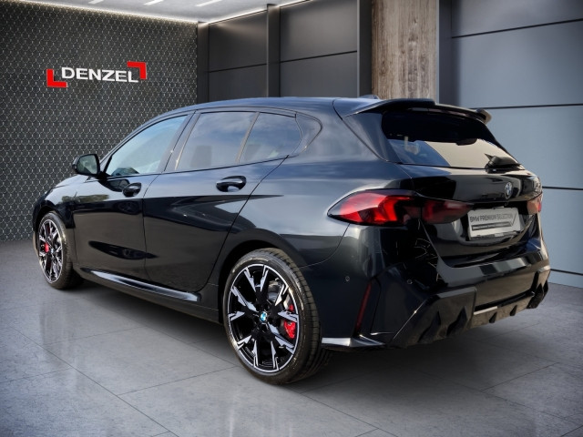 Bild 2: BMW 120 5-Türer F70 B38