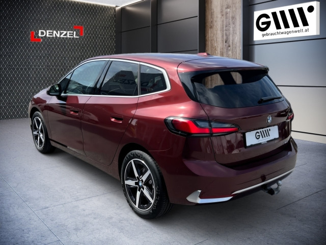 Bild 2: BMW 216i Active Tourer U06