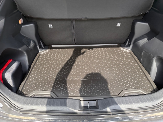 Bild 9: Toyota Yaris Cross - 1,5 l 4x4 HY  Active Drive