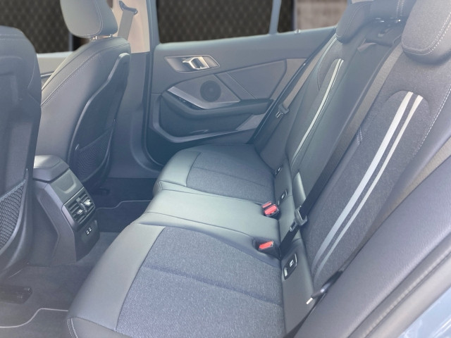 Bild 8: BMW 116d 5-Türer F40 B37