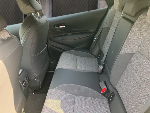 Bild 8: Toyota Corolla 1,8l Hybrid TS Active Drive