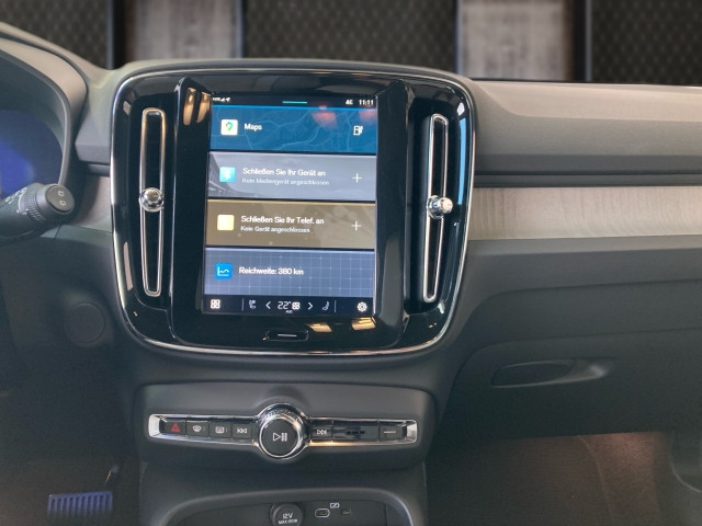 Bild 7: VOLVO PKW EX40 Single Motor Extended Range Ultra Dark