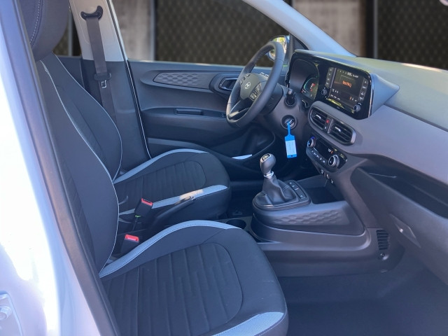 Bild 9: Hyundai i10 GO Plus 1,0 MT