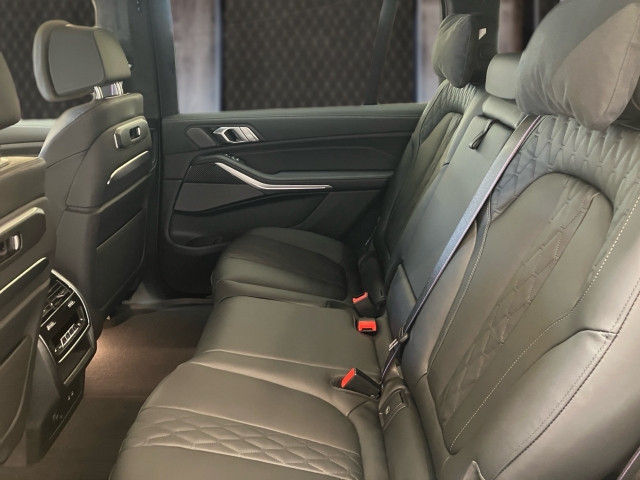 Bild 8: BMW X7 xDrive40d G07 B57
