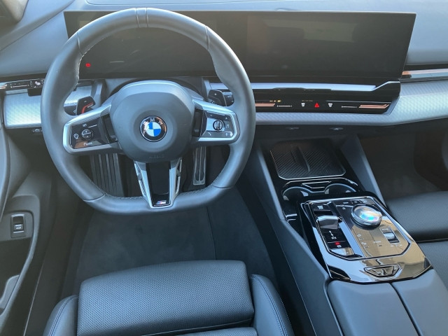 Bild 6: BMW 520d xDrive Touring G61 B47