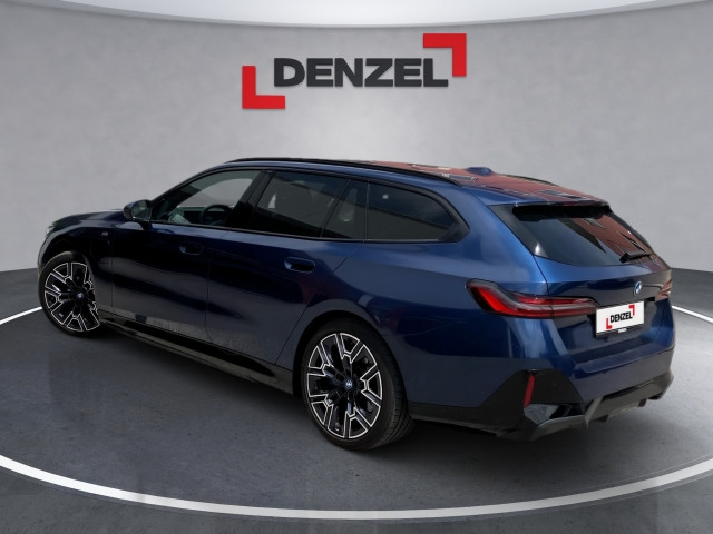 Bild 2: BMW 530e xDrive Touring G61 XB1