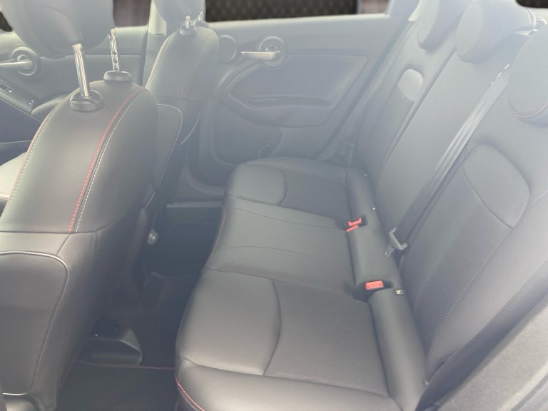 Bild 8: Fiat 500X Dolcevita MY22-Hybrid 130 7-Gang DCT Sondermodell Dolce