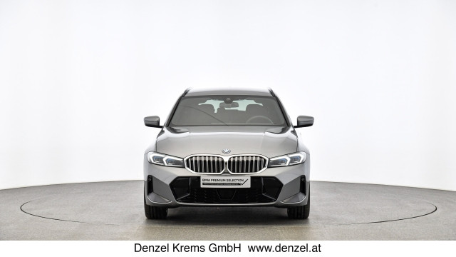 Bild 3: BMW 330e xDrive Touring G21