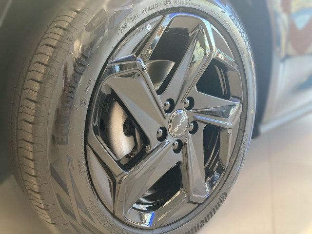 Bild 2: BYD SEAL 6 DM-i Touring Comfort Lite