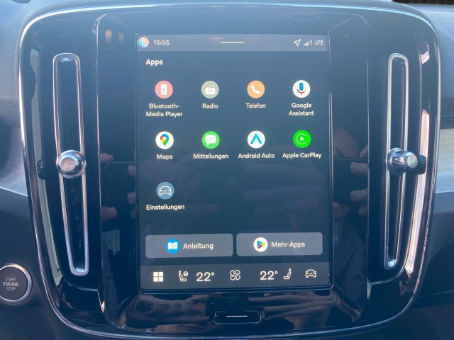 Bild 5: VOLVO PKW XC40 Plus, B3 Mild Hybrid, Benzin, Dark