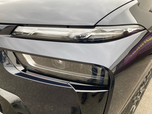 Bild 11: BMW X7 xDrive40d G07 B57