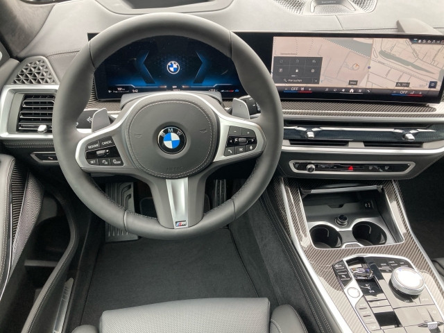 Bild 6: BMW X7 xDrive40d G07 B57