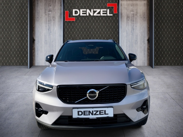 Bild 12: VOLVO PKW XC40 Plus, B3 Mild Hybrid, Benzin, Dark