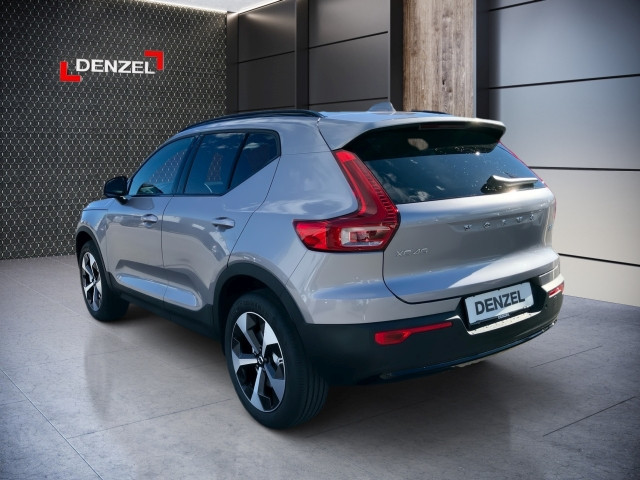 Bild 2: VOLVO PKW XC40 Plus, B3 Mild Hybrid, Benzin, Dark