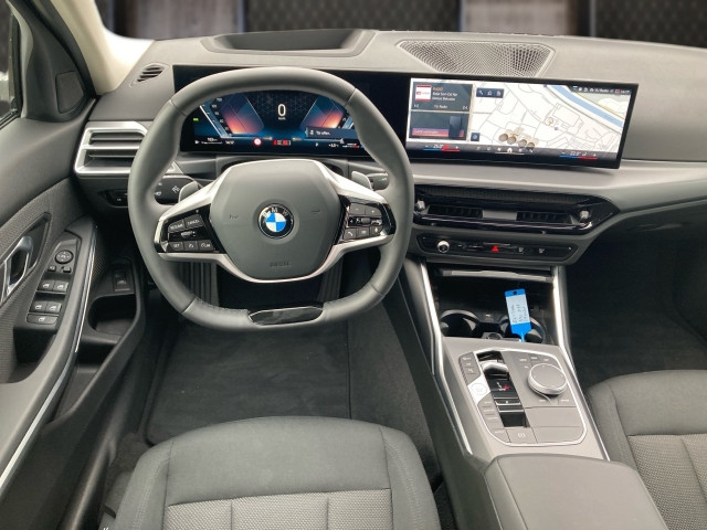 Bild 6: BMW 318d 48 V Aut.