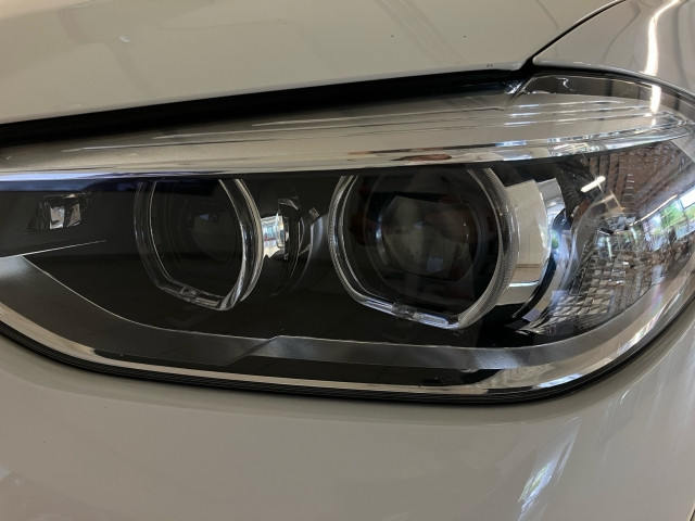 Bild 11: BMW X4 xDrive 20d 48 V A