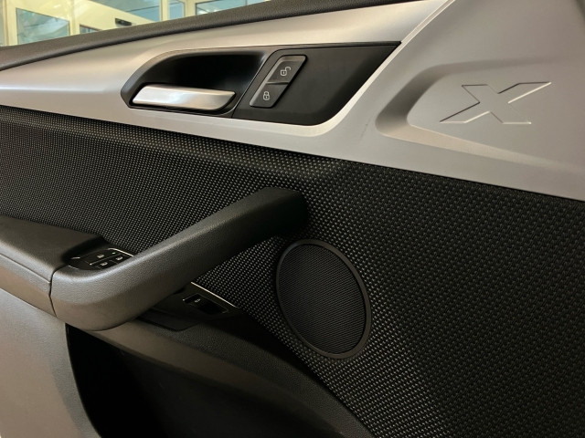 Bild 14: BMW X4 xDrive 20d 48 V A