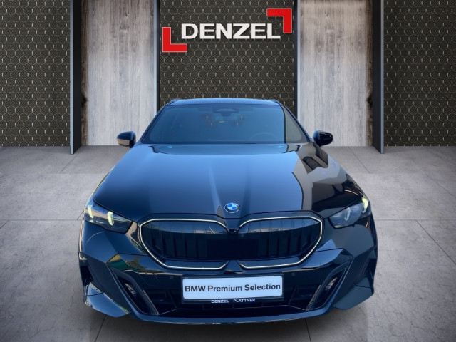 Bild 2: BMW 520d xDrive Touring G61 B47