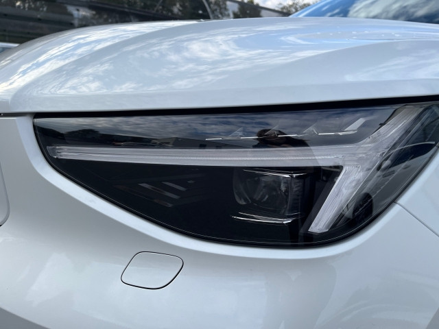 Bild 11: VOLVO PKW EX40 Black Edition Ultra, Twin Motor, Vollelektrisch