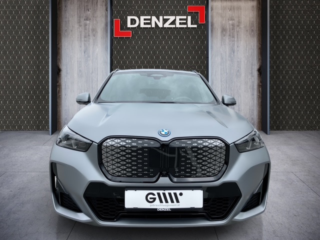 Bild 12: BMW iX1 xDrive30 U11