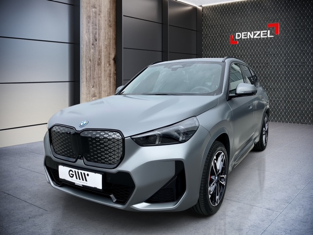 Bild 1: BMW iX1 xDrive30 U11