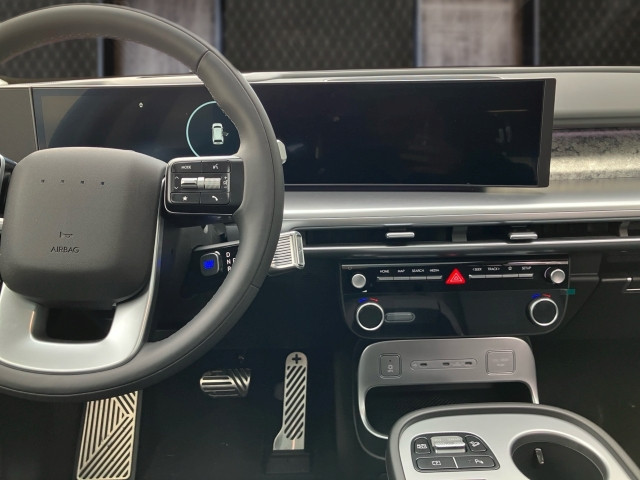 Bild 6: Hyundai IONIQ 9 Calligraphy 110 kWh 4WD Performance 96c72-O1/2