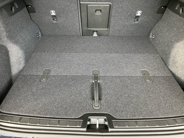 Bild 9: VOLVO PKW EX40 Plus, Single Motor Extended Range, Vollelektrisch