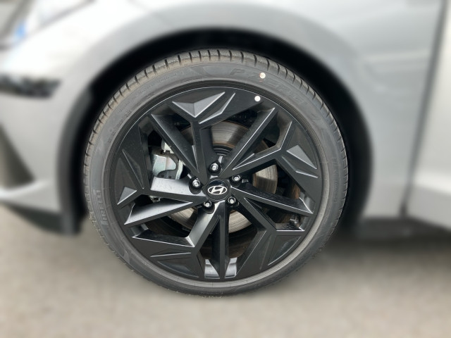 Bild 7: Hyundai IONIQ 6 BLACK Edition 77,4 kWh 4WD