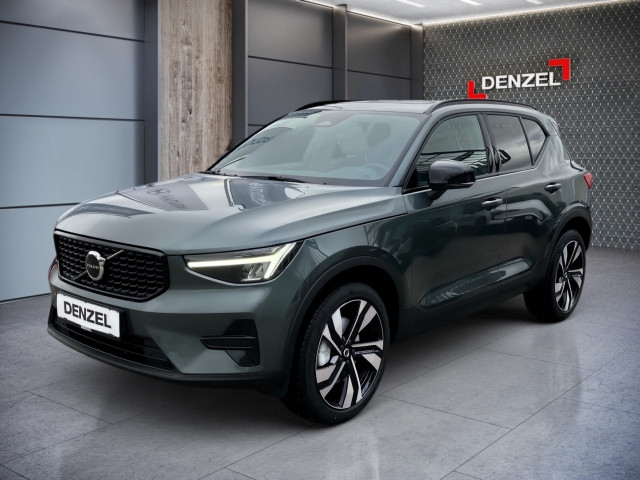Bild 0: VOLVO PKW XC40 Plus, B3 Mild Hybrid, Benzin, Dark